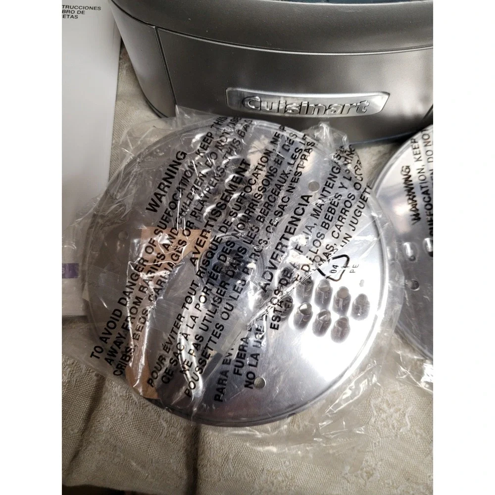 Cuisinart Elemental 8 Cup Food Processor Gunmetal FP-8GM 350W Motor New Open Box